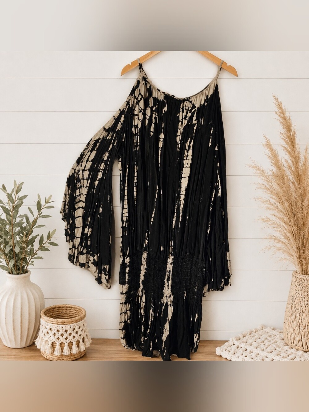 Bohemian One-Shoulder Tie-Dye Maxi Dress in Black & Cream